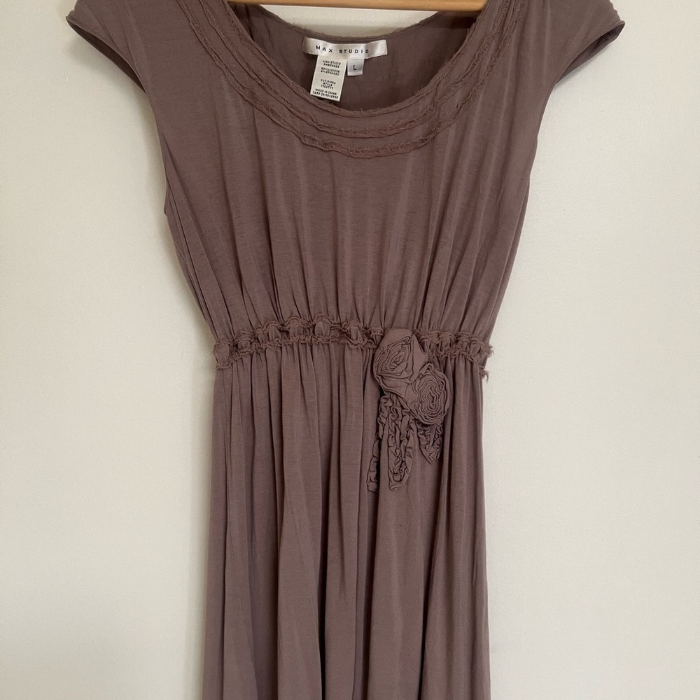 Max Studio Vintage Y2K Floral Distressed Embellishments Brown Top L